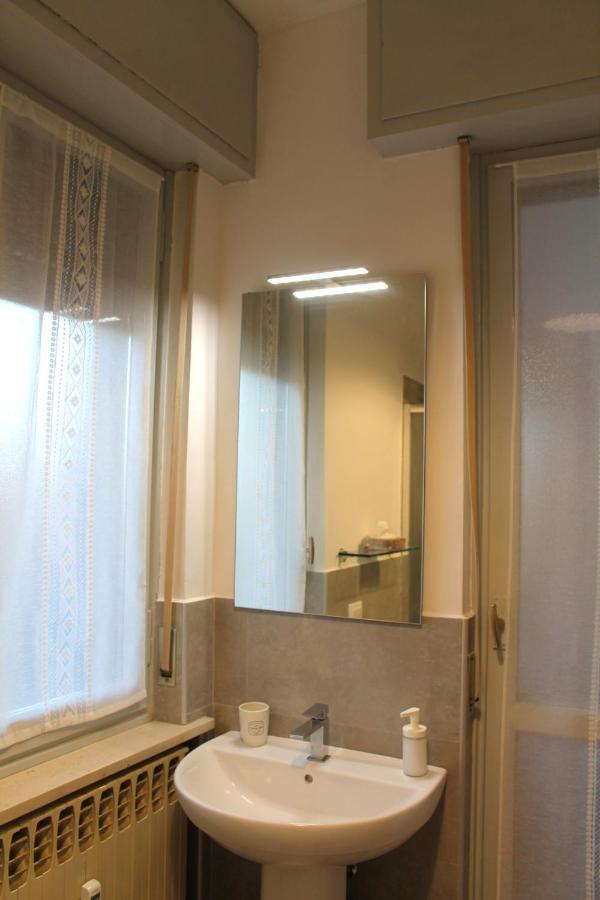 B&R Apartment Caselle Torinese Eksteriør billede